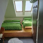 Vinařství U Sv. Kříže Penzion