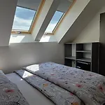 Vinařství U Sv. Kříže 3* Prušánky