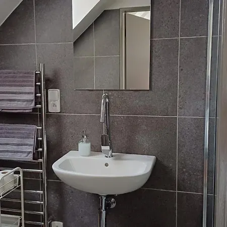 Vinařství U Sv. Kříže Pensión 3*