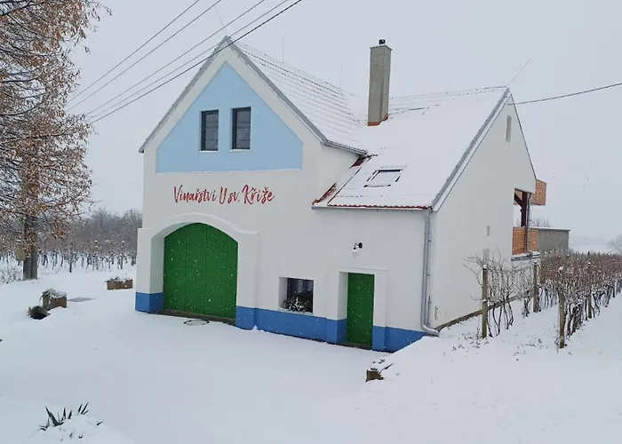 Gasthof Vinarstvi U Sv. Krize